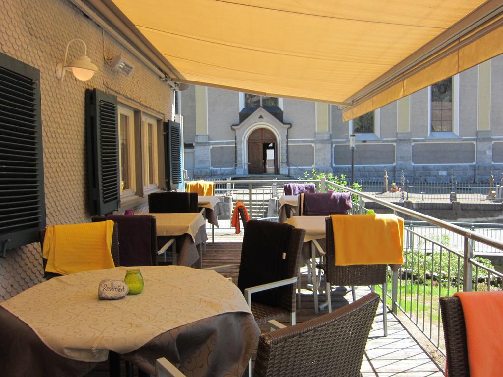 Gasthaus Engel بيزاو المظهر الخارجي الصورة